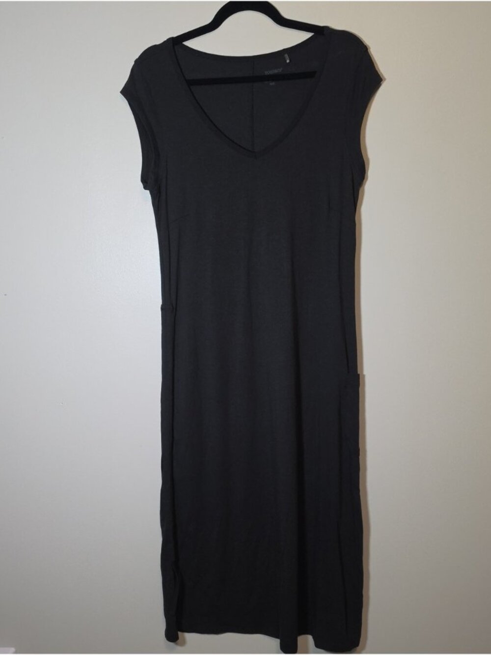 Toad&Co Black V-Neck Maxi Dress with Cap Sleeves